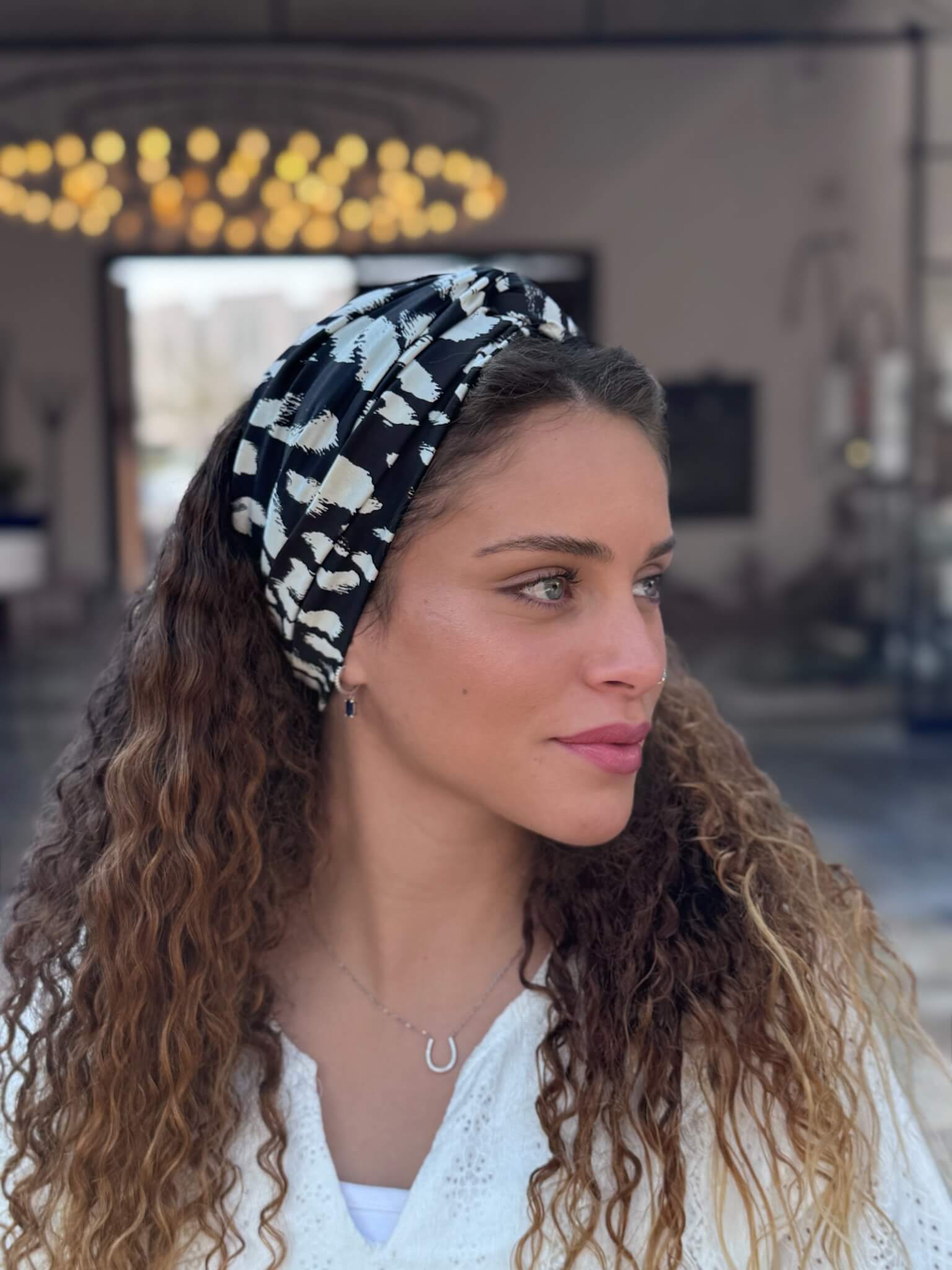 סרט לשיער שיפון מנומר שחור עם שמנת