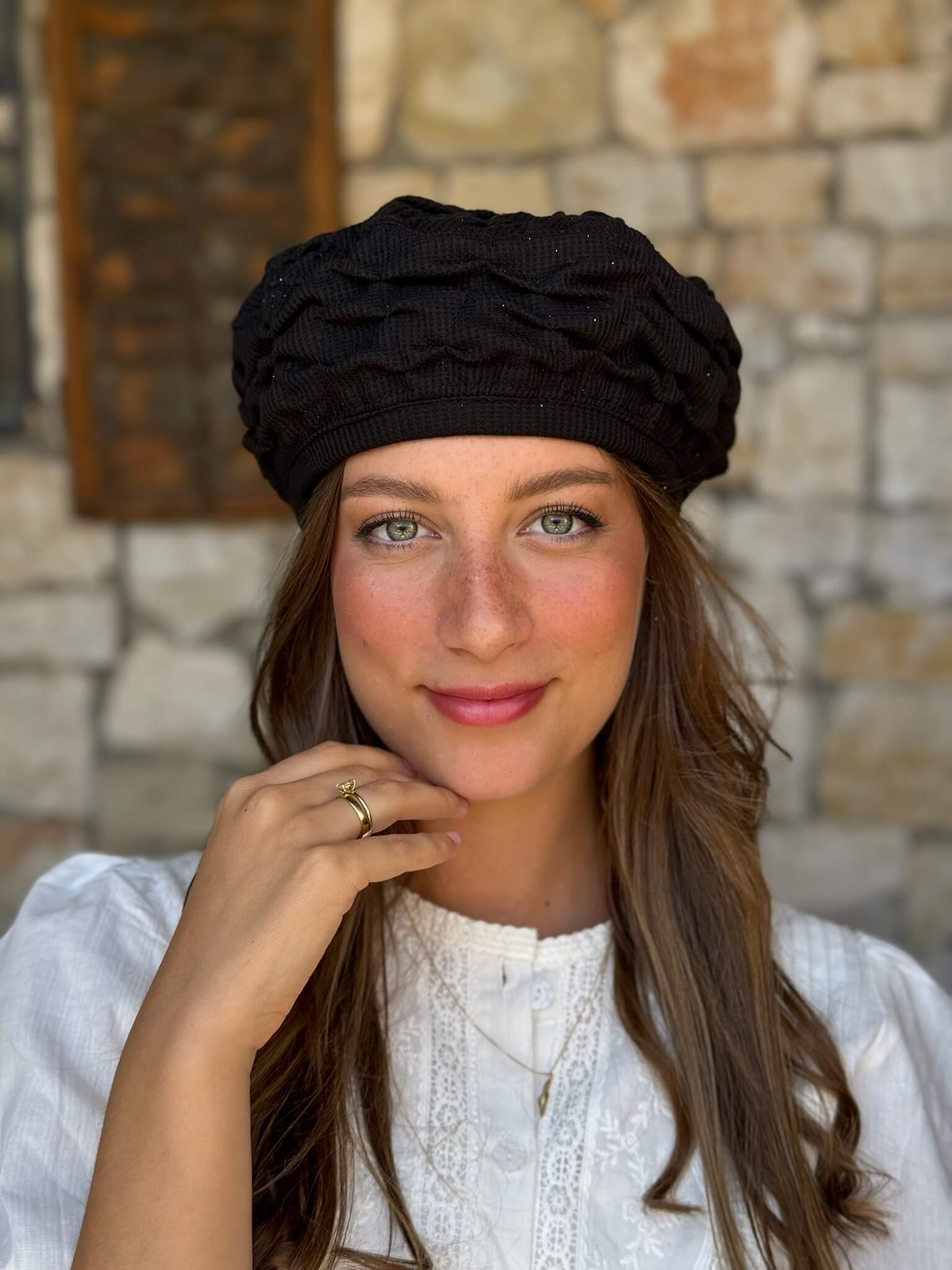 ברט פיקה שחור לארג