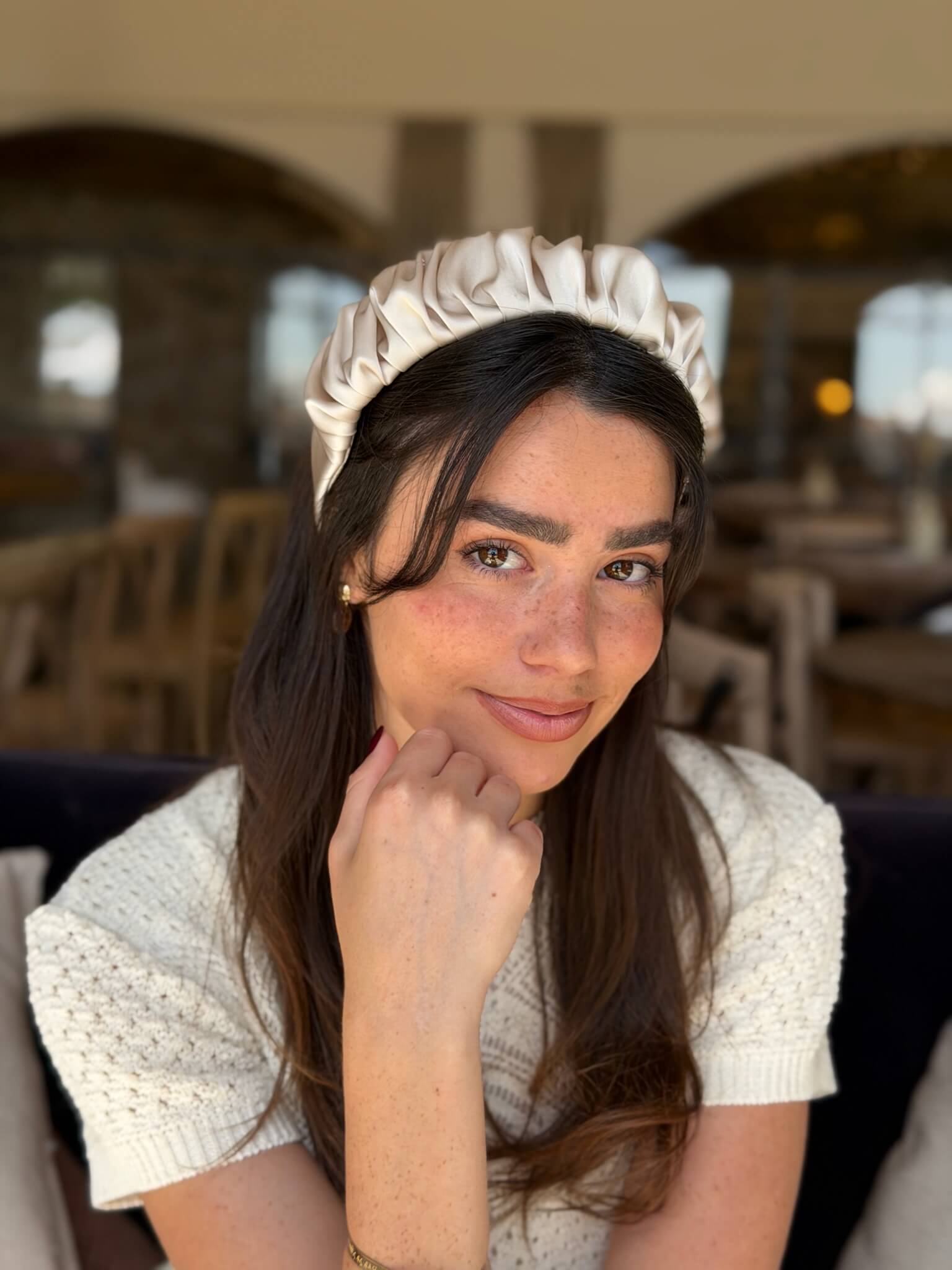 קשת לשיער שיפון בד סאטן פנינה שמנת חלק