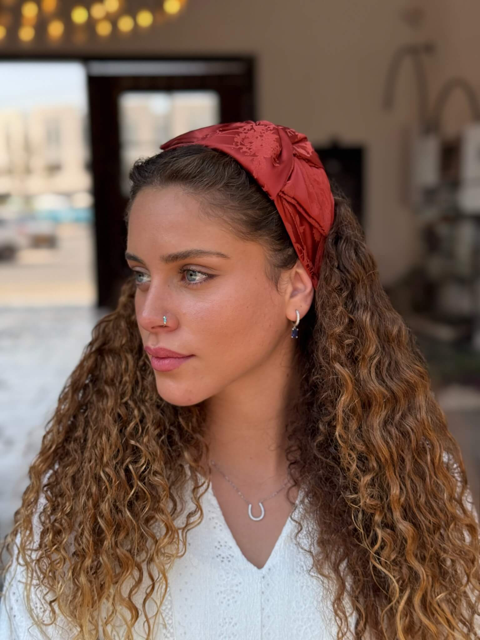 קשת לשיער שיפון חמרה בד פירחוני צבע על צבע