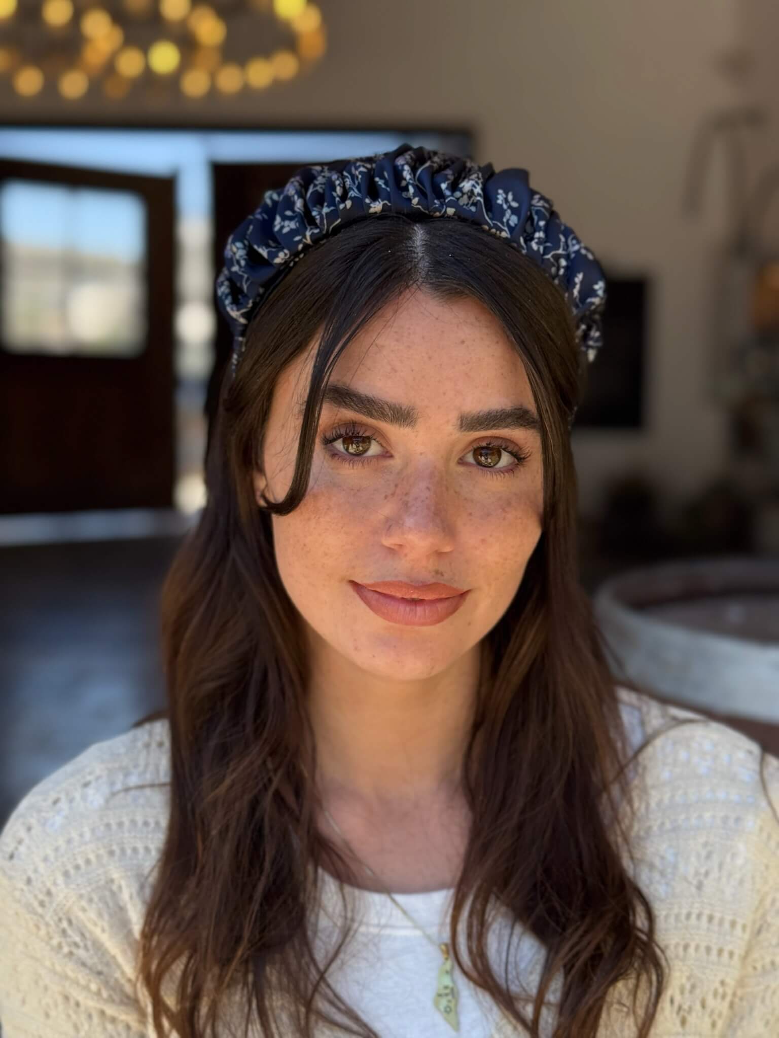 קשת לשיער שיפון נייבי פרחוני