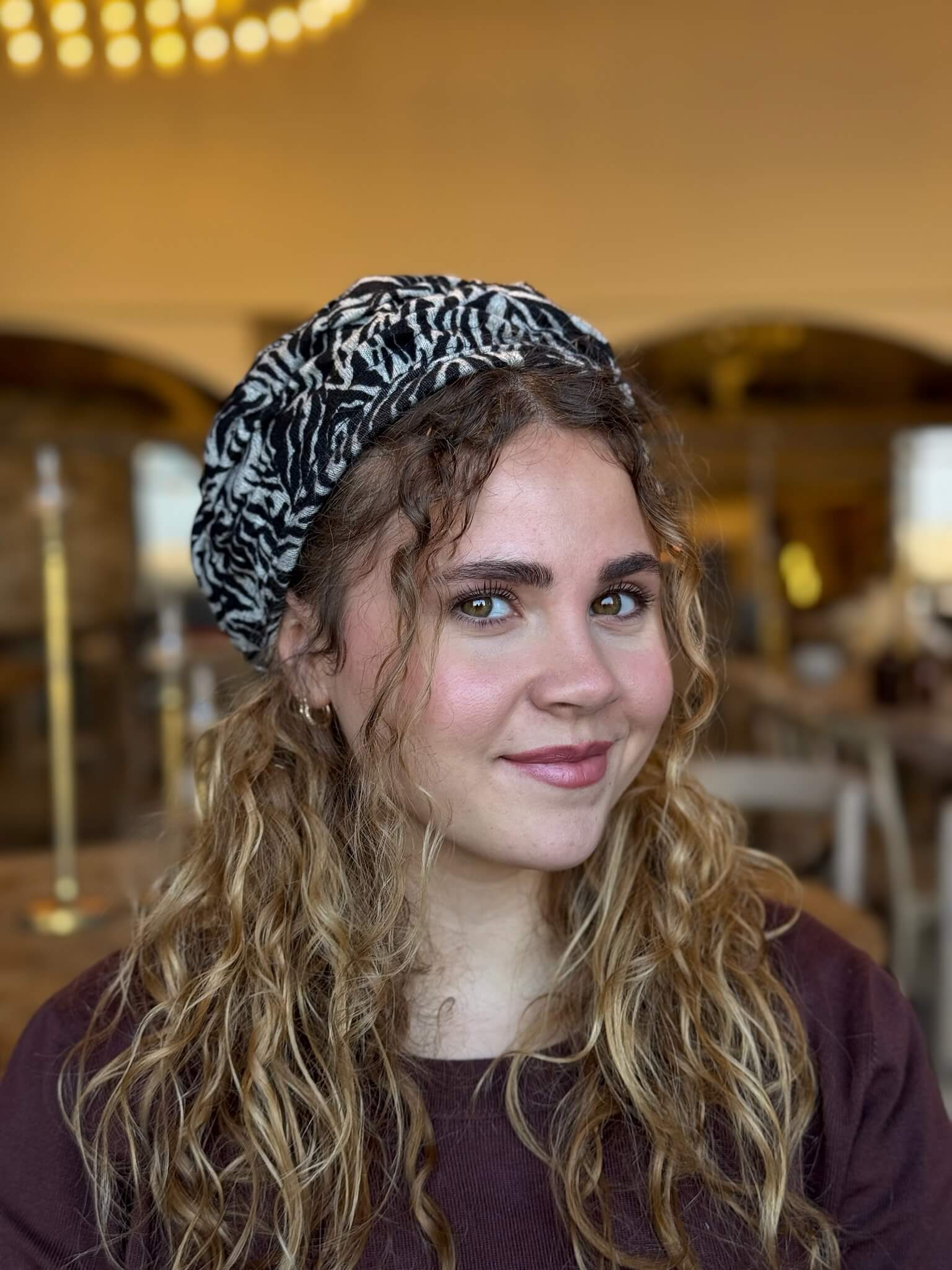 ברט בד סריג זברה שחור ואבן