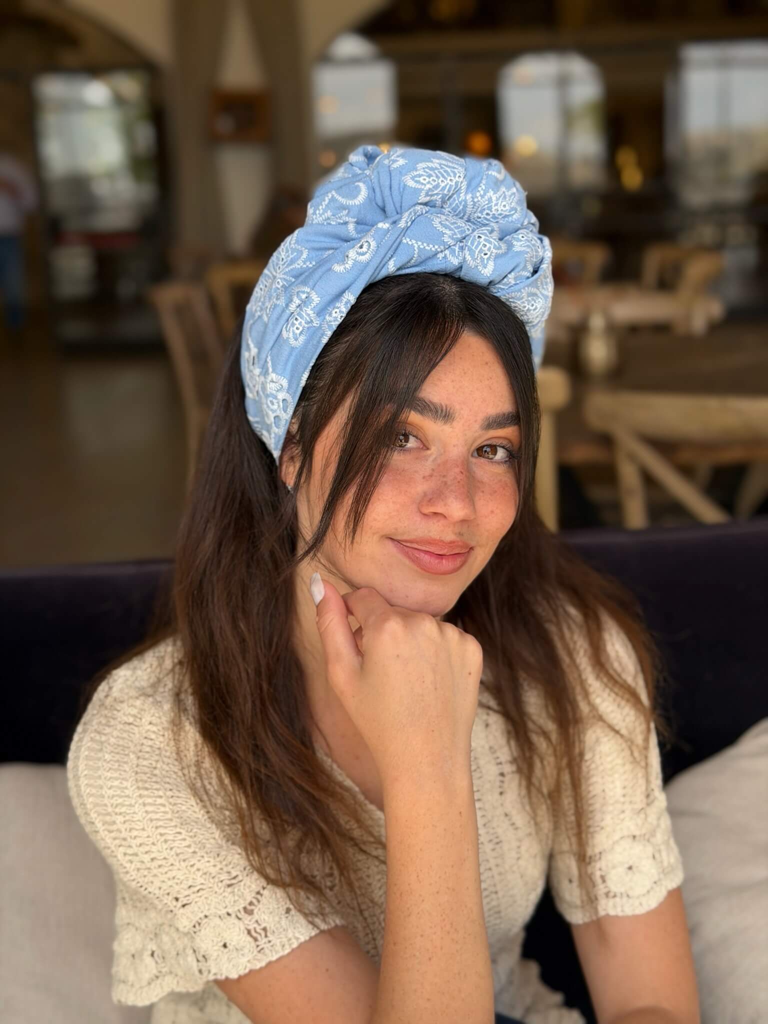 סרט קשירה לשיער קרושה ורקמה דמוי גינס תכלת