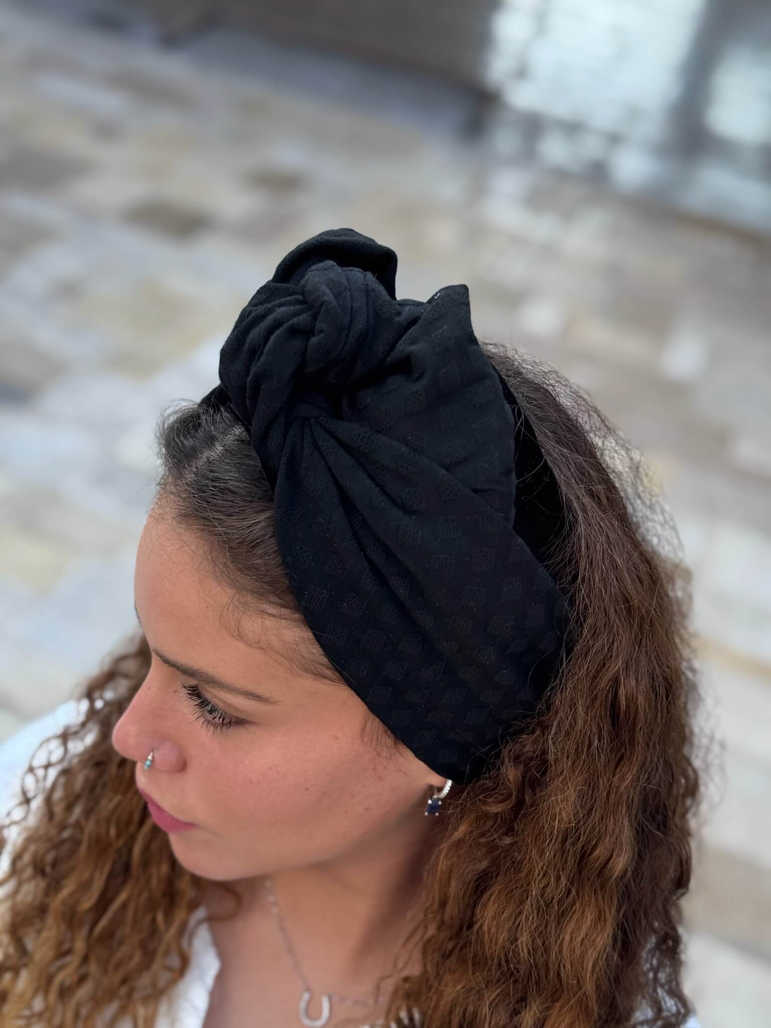 סרט קשירה לשיער בד חלק מעויינים מיוחד שחור