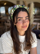 קשת לשיער בד שיפון בגווני צהוב לילך ירוק ונגיעות כתומות צבעי מים