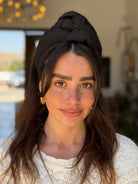 סרט קשירה לשיער שחור חלק פיקה