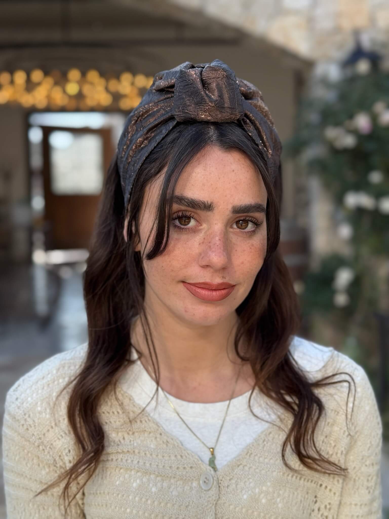 סרט קשירה לשיער ברוקרד חום מבריק מקומט