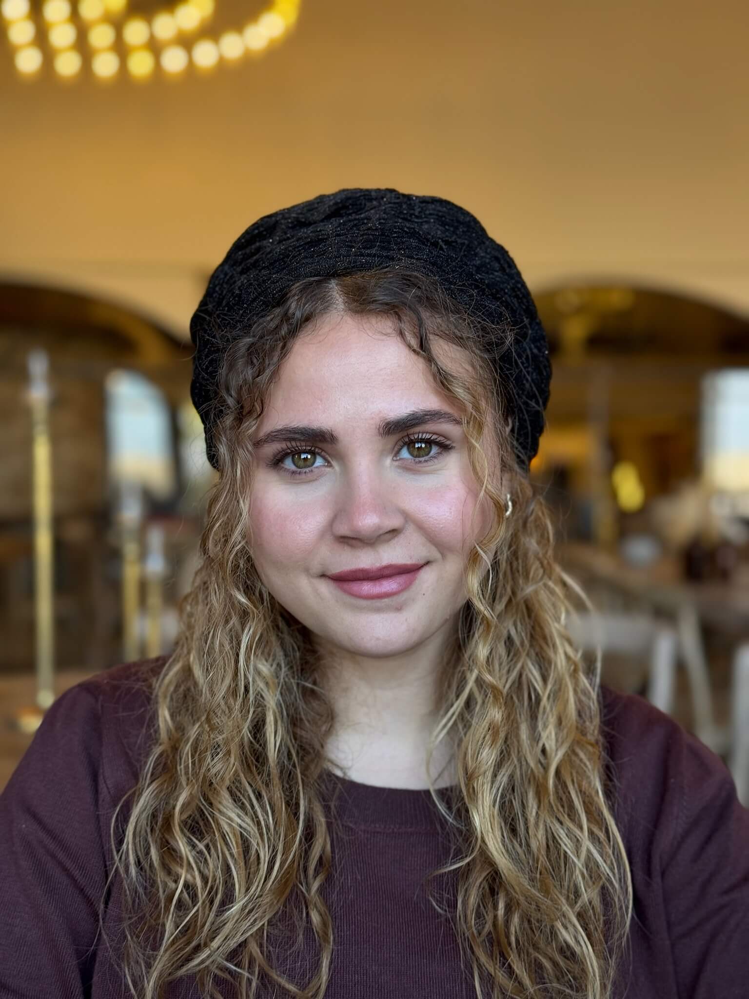 ברט פליסה שחור מבריק מנצנץ
