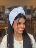סרט קשירה רקמה ופייט לבן קלאסי