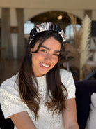 קשת לשיער בד שיפון שחור אפור ושמנת מעושן צבעי מים