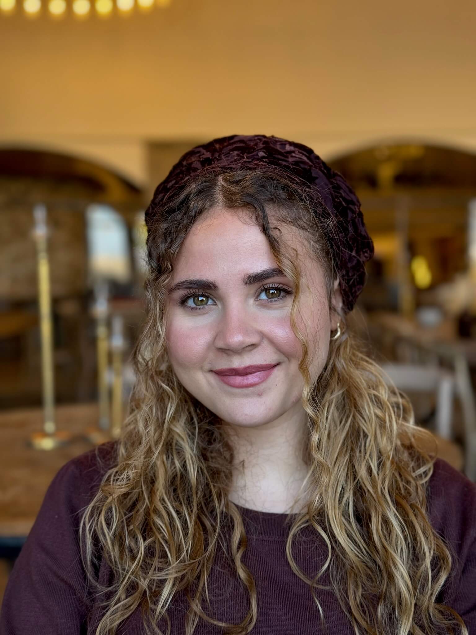 ברט קטיפה צרובה פרחונית חום