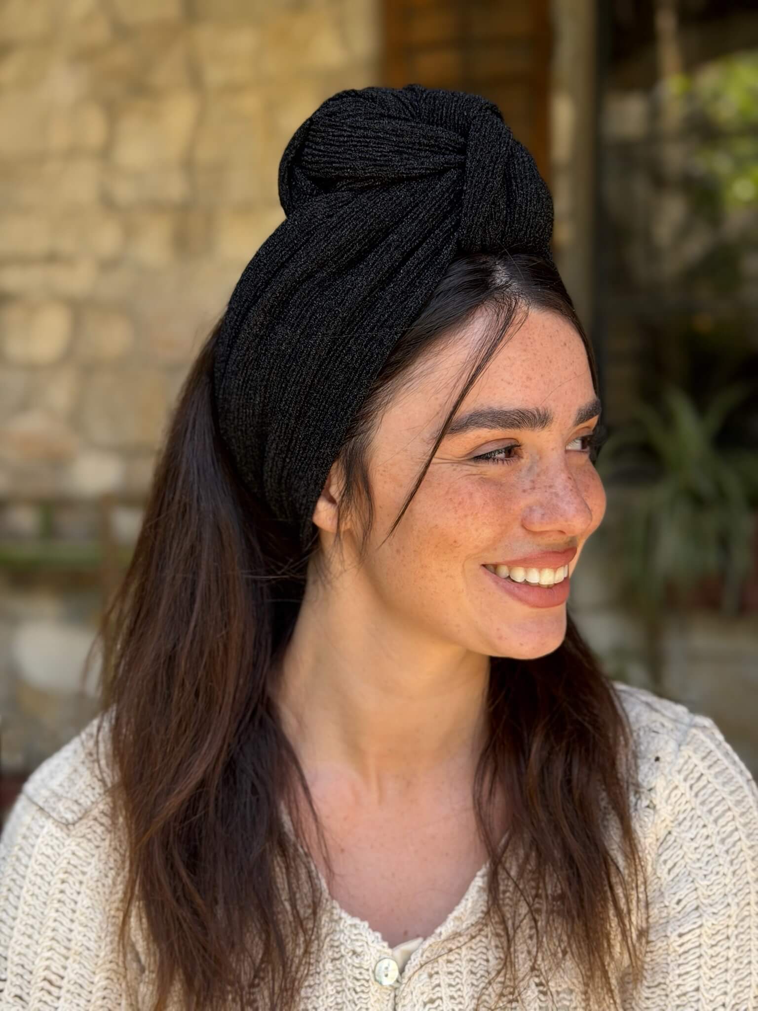 סרט קשירה לשיער מיני פליסה שחור מנצנץ עדין