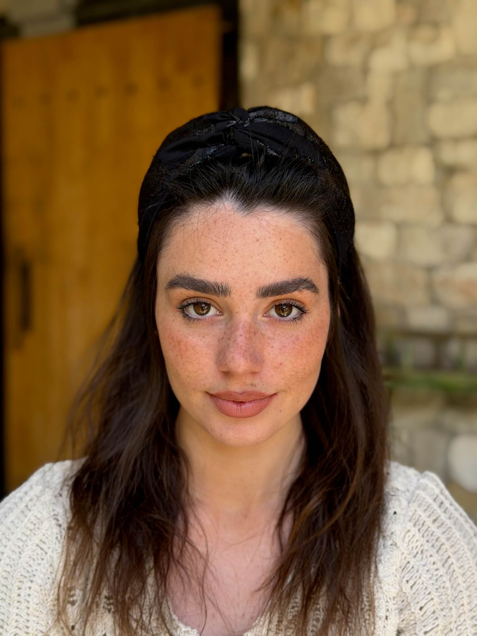 מיני טורבן שיפון שחור עם טלאים שחור מבריק