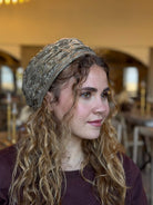 ברט פליסה ביז כהה זית עם פסי זהב