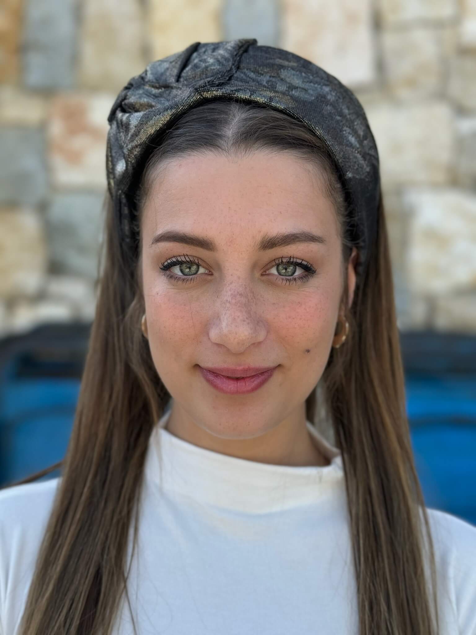 סרט לשיער שחור זהב עם הדפס פירחוני