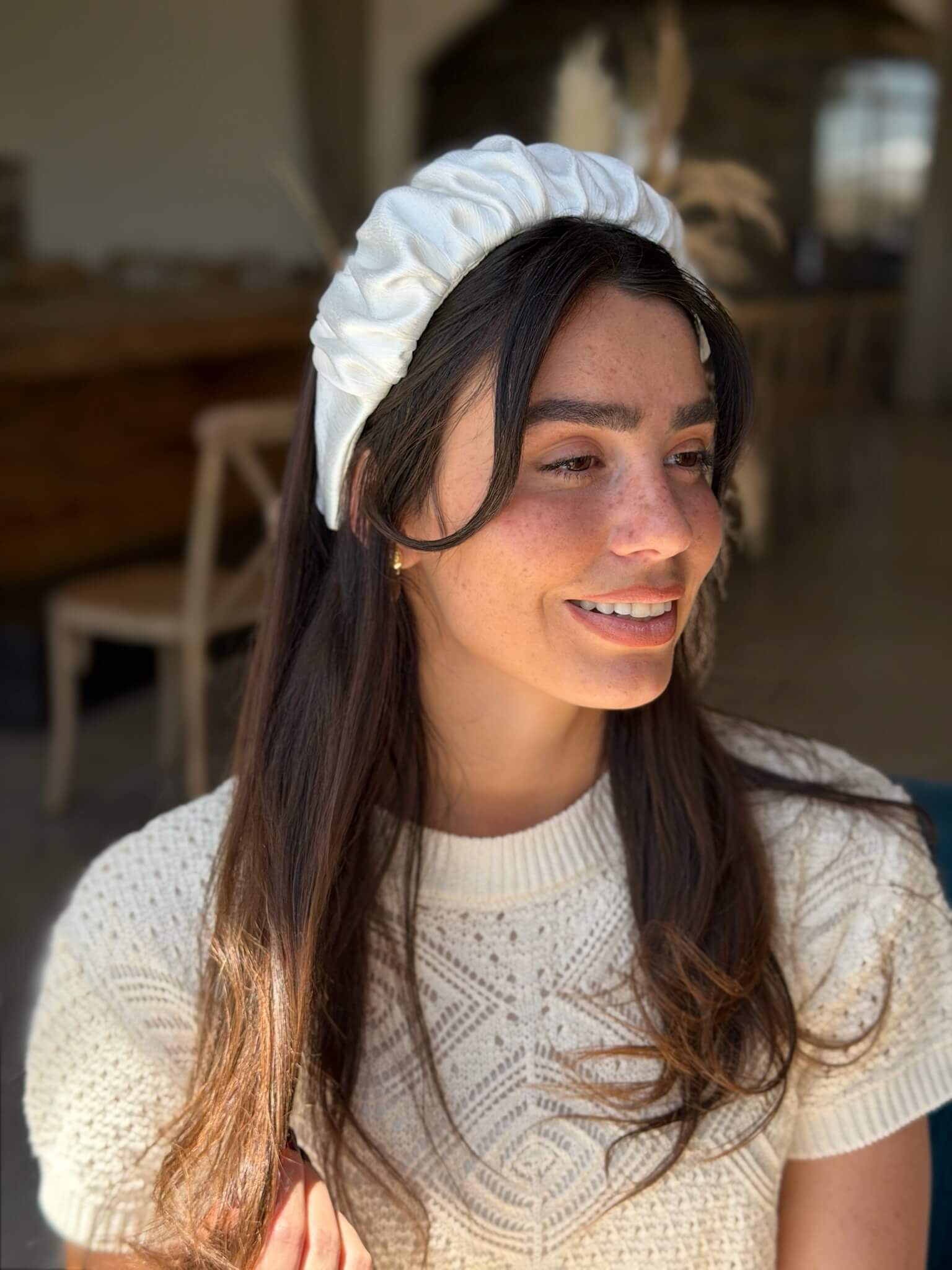 קשת לשיער שיפון מקומט שמנת מבריק