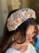 קשת לשיער בד שיפון פירחוני בשילוב פייט עדין