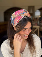 מיני טורבן שיפון עם פייט זהב עדין פירחוני מעושן ורוד קאמל ותכלת