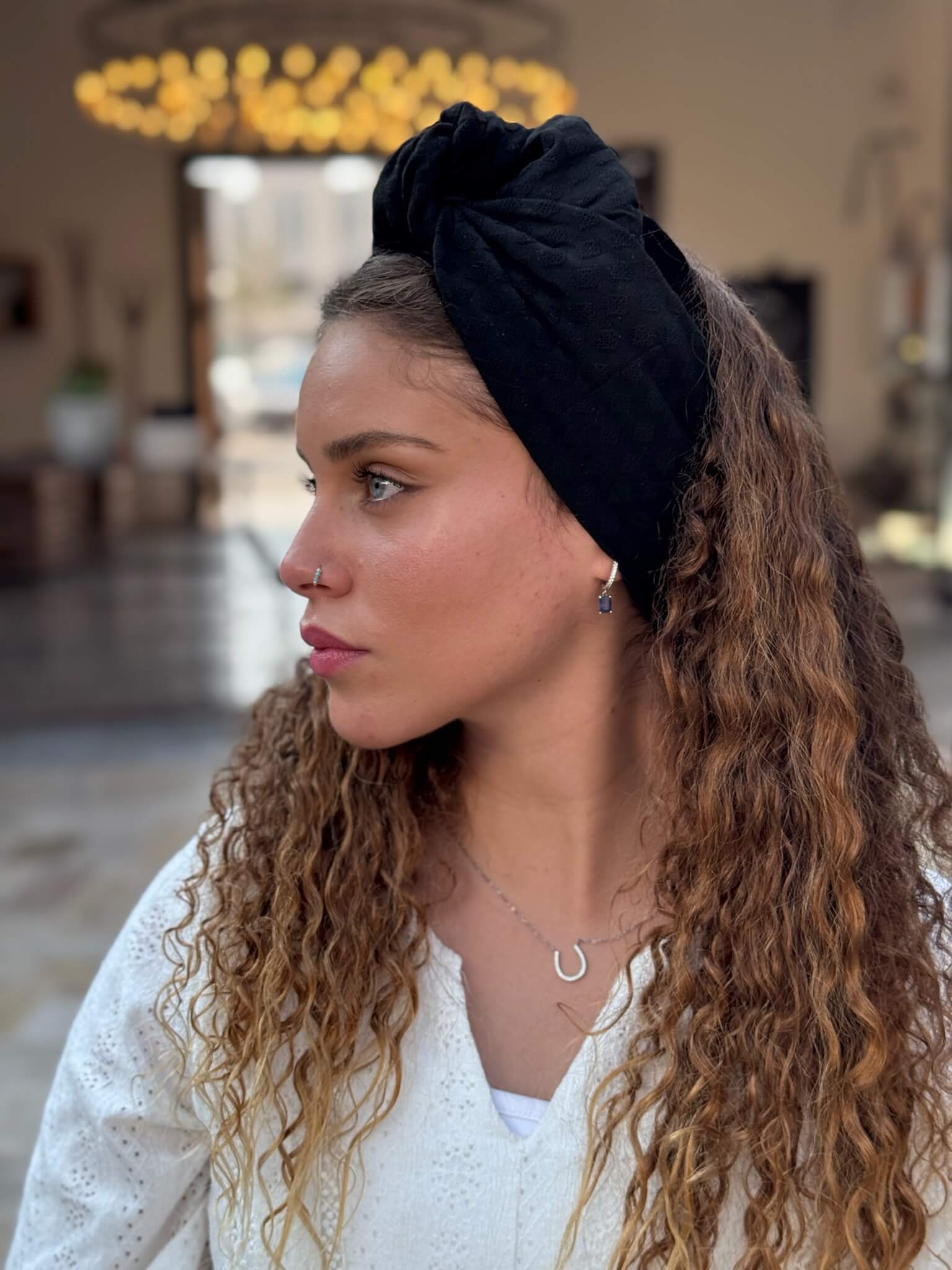 סרט קשירה לשיער בד חלק מעויינים מיוחד שחור