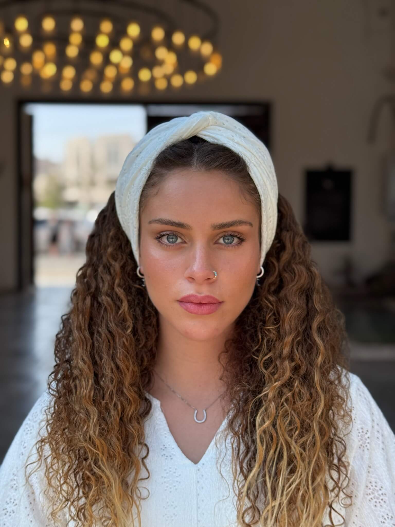 סרט לשיער קרושה אוף ווייט