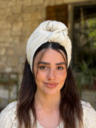 סרט קשירה לשיער מיני פליסה  בז חלב