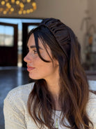 קשת לשיער סטאן שחור חלק מבריק