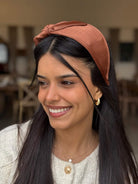 קשת לשיער חום נחושת מנצנץ